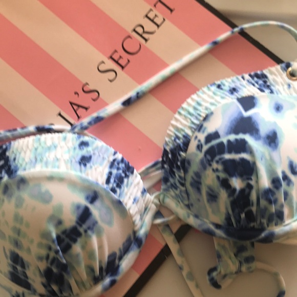 Victorias Secret Gorgeous Bombshell 34A/32C - Picture 8 of 8